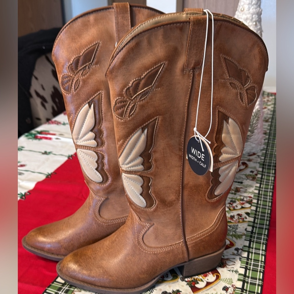 ARULA Brown and Cream Western Boots